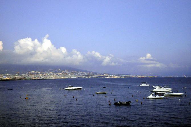 Colorful Italy (5) -- Napoli, the coast of Amalfi, Pompeii, arbelobelo