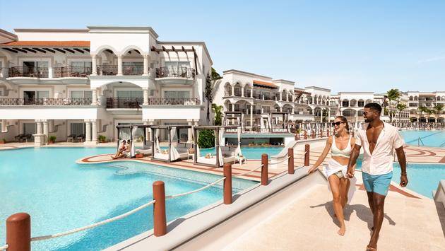 Experience All-Inclusive Luxury in Playa del Carmen