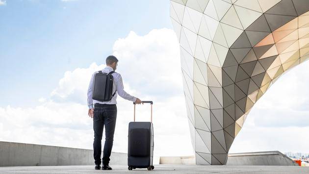 Travel Smarter This Summer With New Luggage