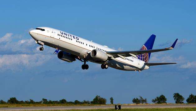 United Facing Criticism for Accepting Aid but Outsourcing Jobs