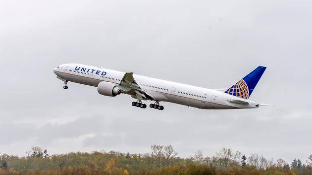 United Flight Forced to Make Emergency Landing