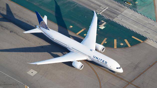 United Tells Employees Not to Duct-Tape Passengers